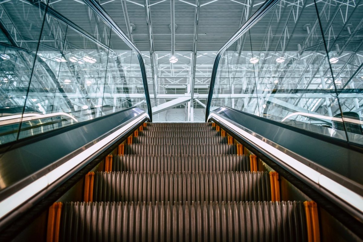 Escalator panels application reference